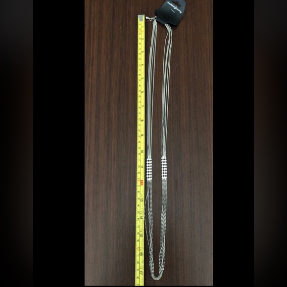 NWT Fashion Silver/Crystal Necklace - Picture 8 of 8